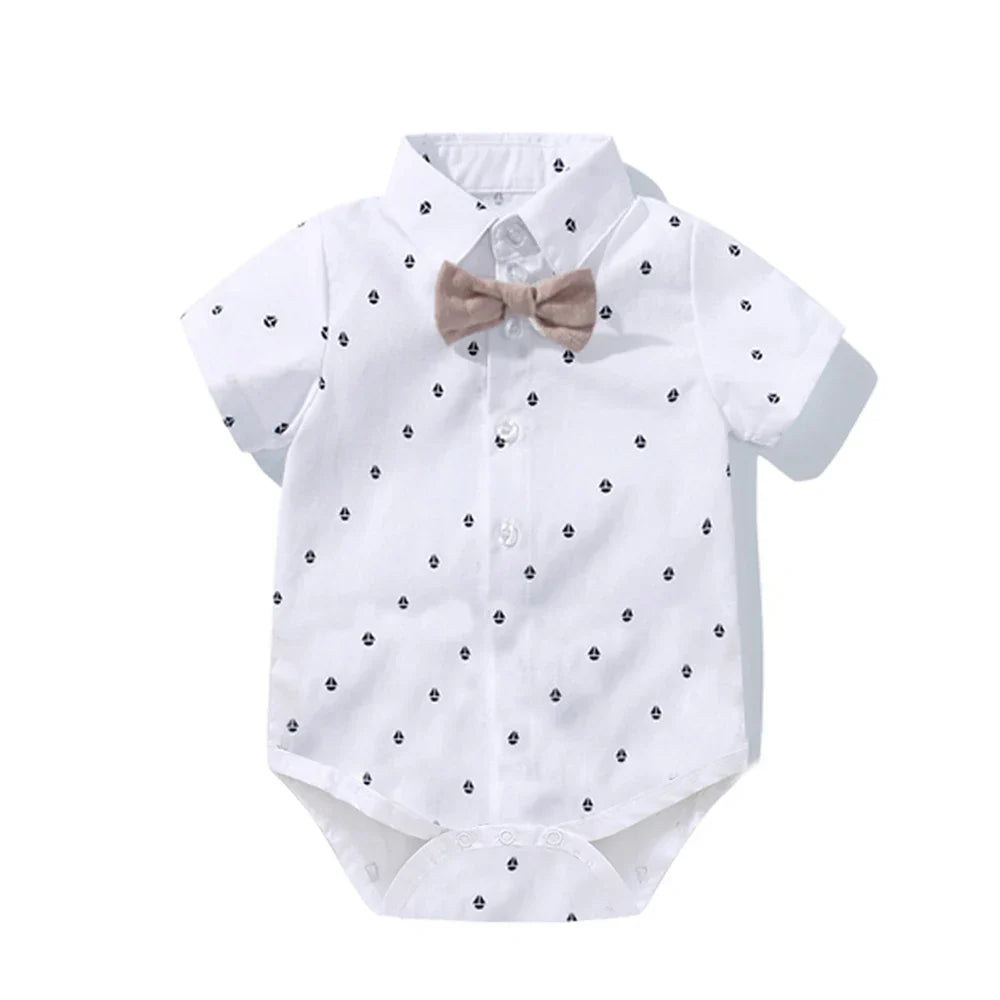 Conjunto Infantil Masculino: Macacão e Acessórios