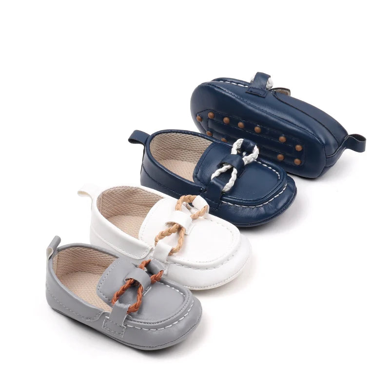 Sapatinho de Bebê Antiderrapante - Conforto e Segurança