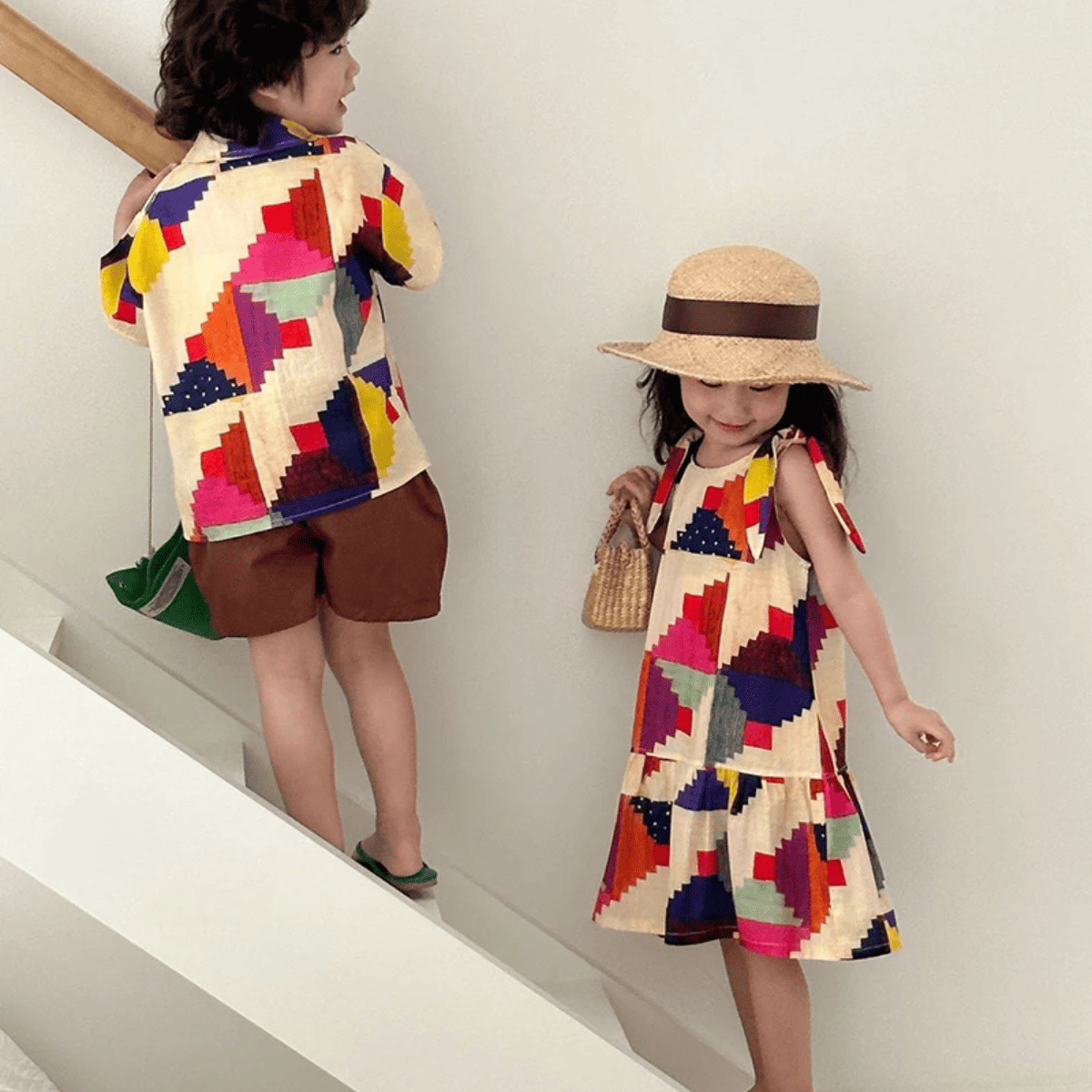 Conjunto Infantil Colorido de Verão - Camisa e Vestido