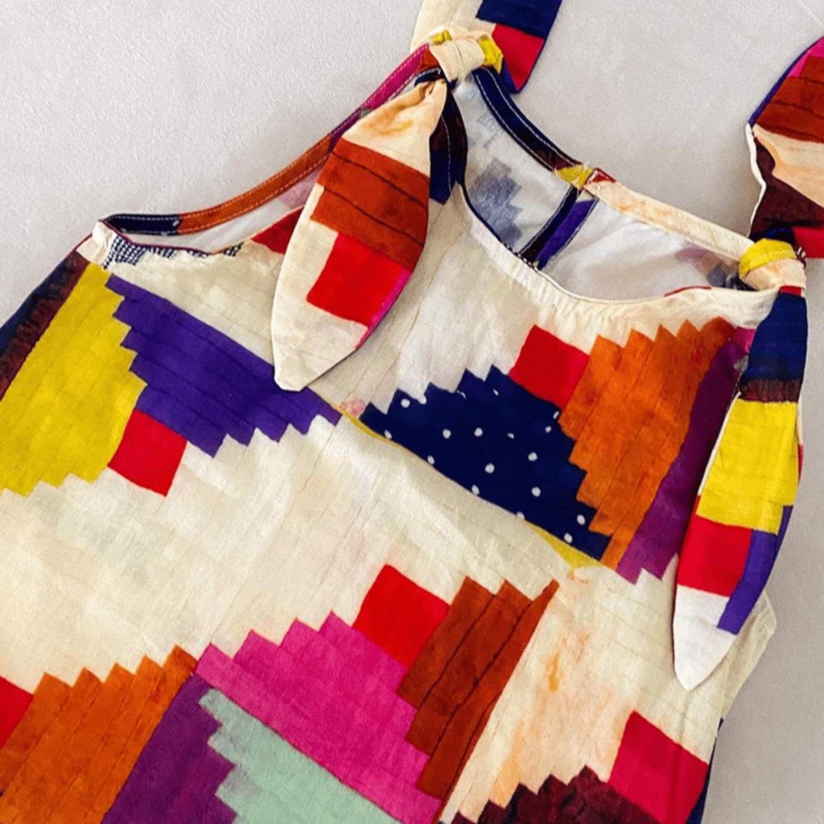 Conjunto Infantil Colorido de Verão - Camisa e Vestido