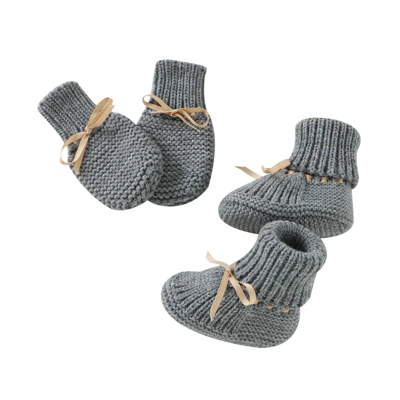Botinhas para Bebê de Malha com Nó Borboleta