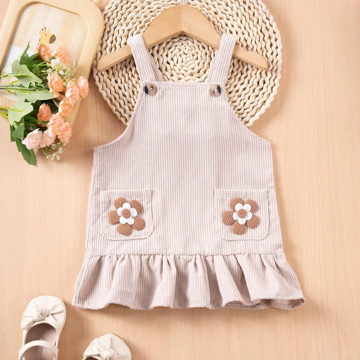 Vestido Infantil de Veludo com Flores - Primavera e Outono
